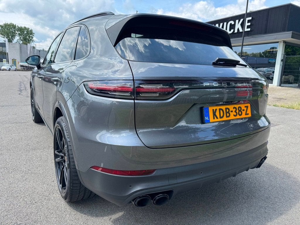 Porsche Cayenne 3.0 E-Hybrid Sportchrono Panorama Camera Led, Auto's, Automaat, Cayenne, 14 kWh, 2995 cc
