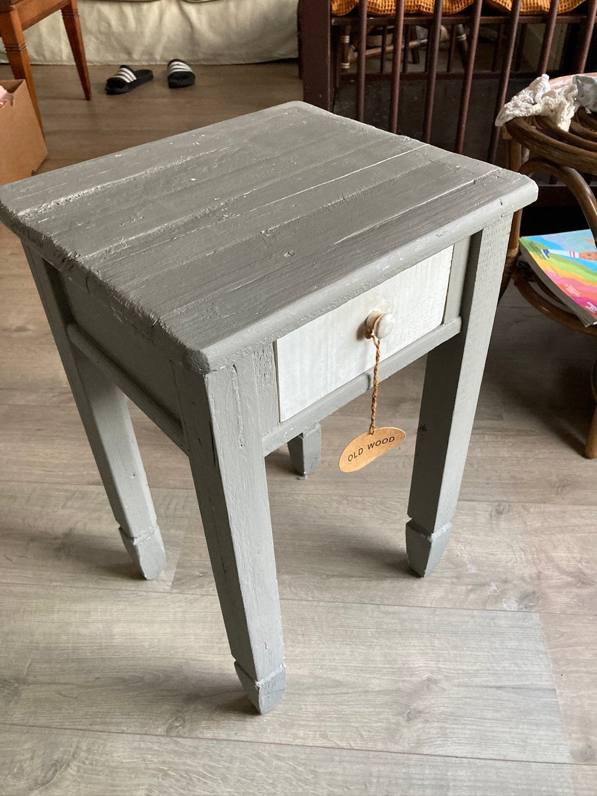 Old wood side table wit met grijs, Huis en Inrichting, Ophalen, Zo goed als nieuw, 25 tot 50 cm, Rechthoekig