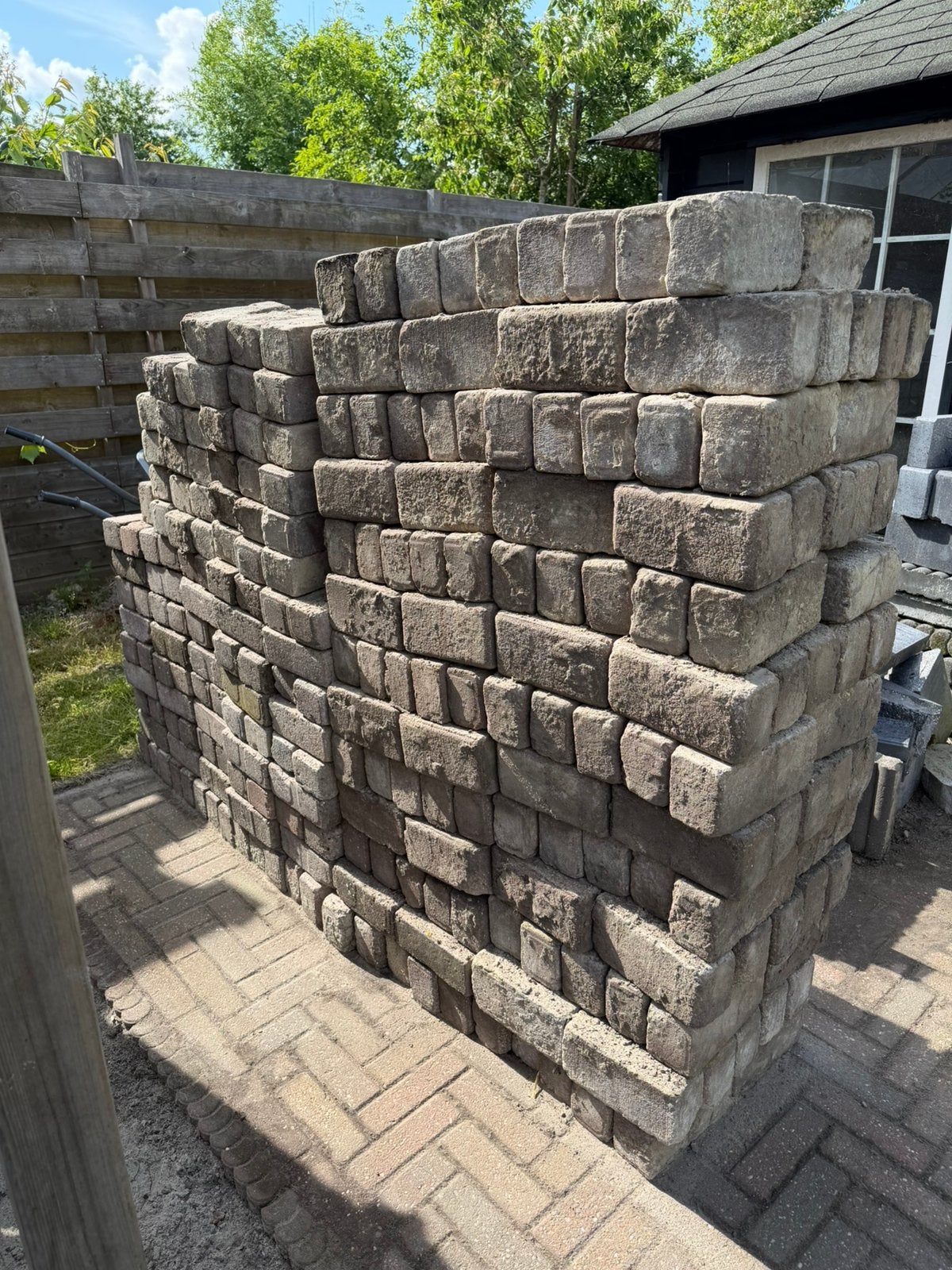 Gratis klinkers, Tuin en Terras, Tegels en Klinkers, Ophalen, Zo goed als nieuw, Beton, Klinkers