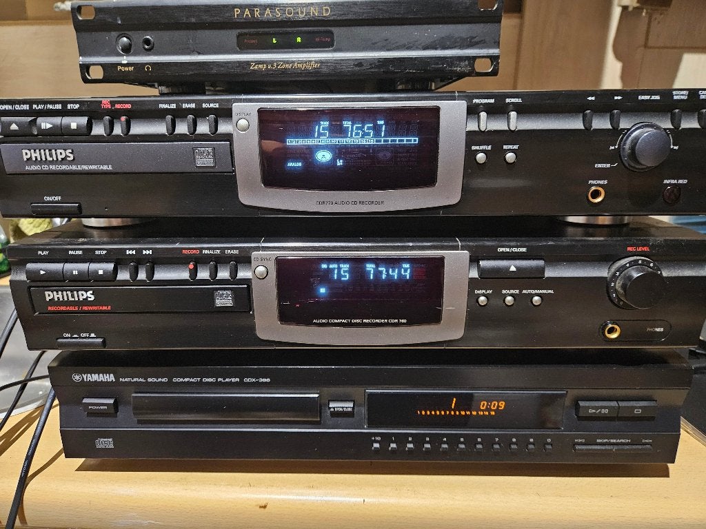 Foto 10 van te koop veel audio let op er zijn 2 advertentie dit 1