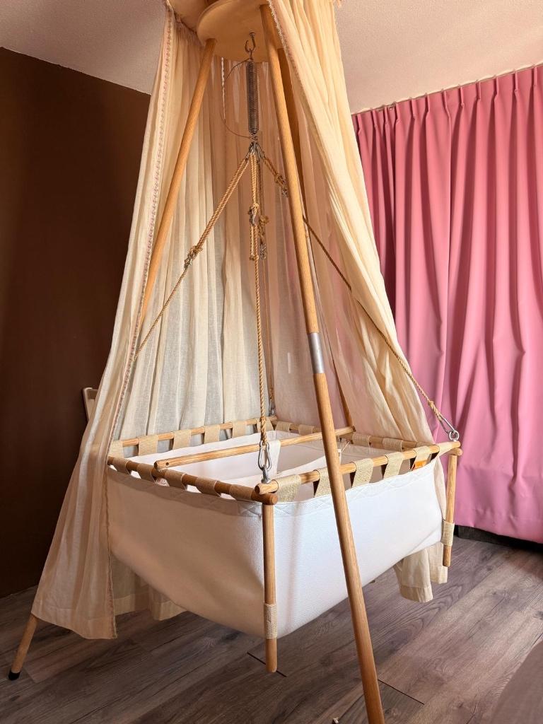 Hushh Tweeling Hangwieg, Ophalen, Gebruikt, 180 cm of meer, 85 tot 100 cm