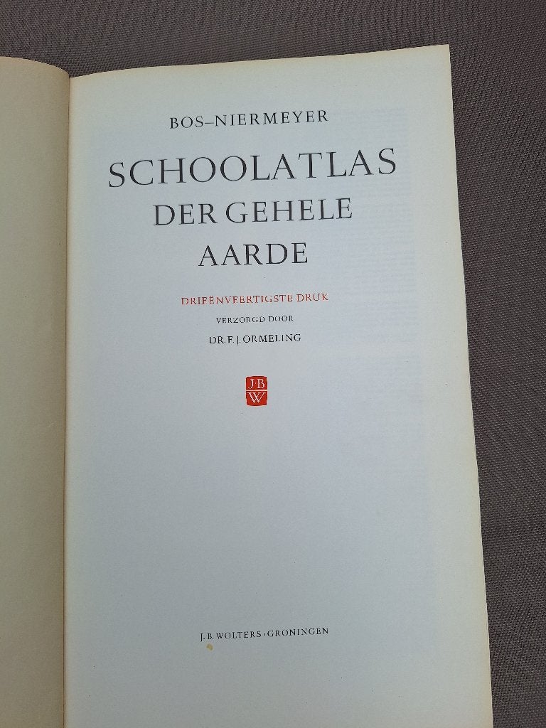 Bos-Niermeyer Schoolatlas der Gehele Aarde -, Gelezen, Bosatlas, Ophalen of Verzenden, 1800 tot 2000