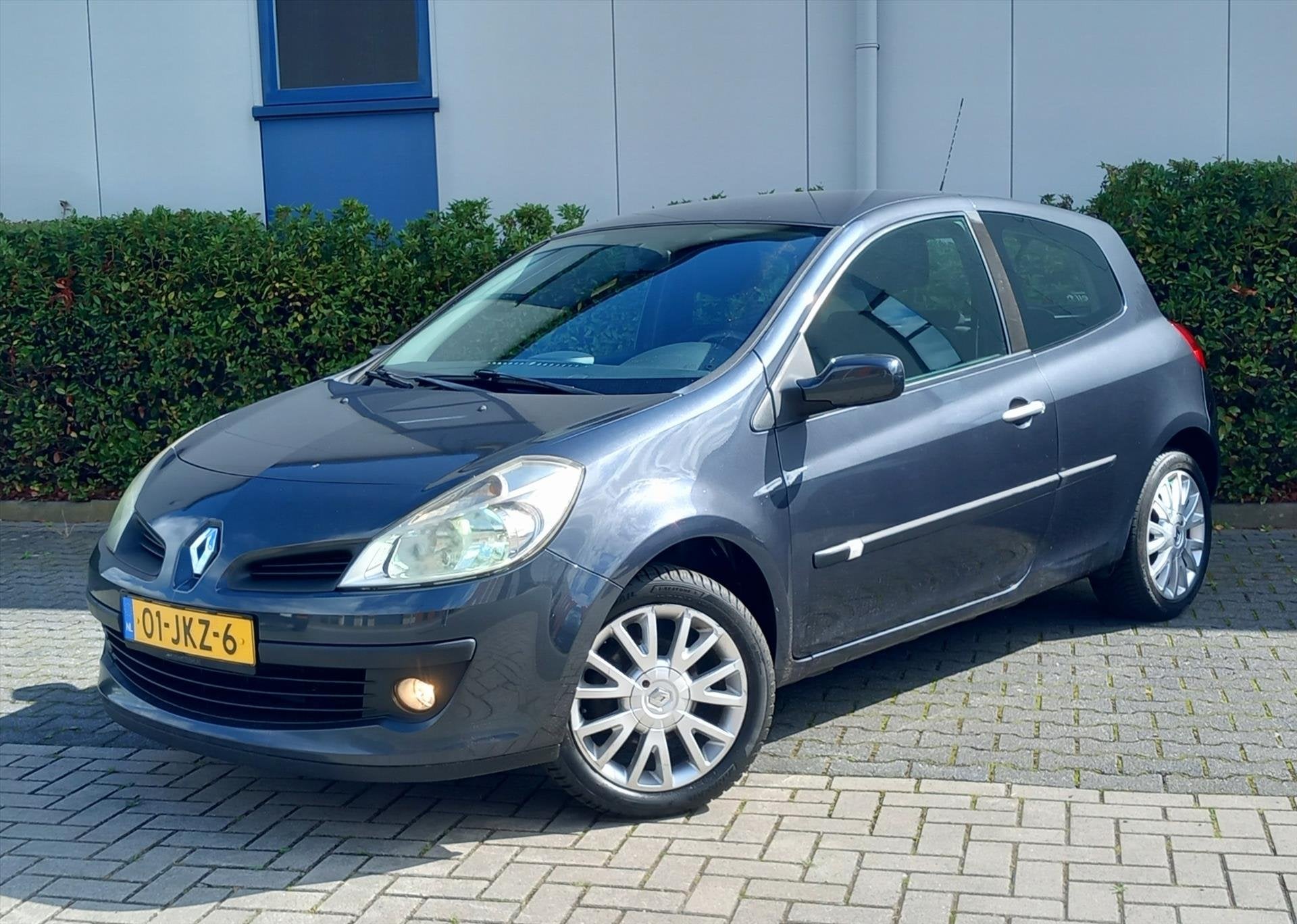 RENAULT Clio 1.2 16V 55KW 3-DRS Collection, Dealer onderhouden, Gebruikt, Zwart, 4 cilinders