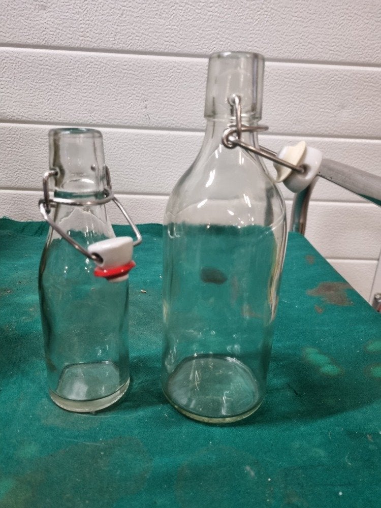 beugel flesjes 2x doorzichtig glas, Ophalen of Verzenden, 'T Olde Gre-j, Info@toldegrej.nl, Endepoelstraat 20f Didam