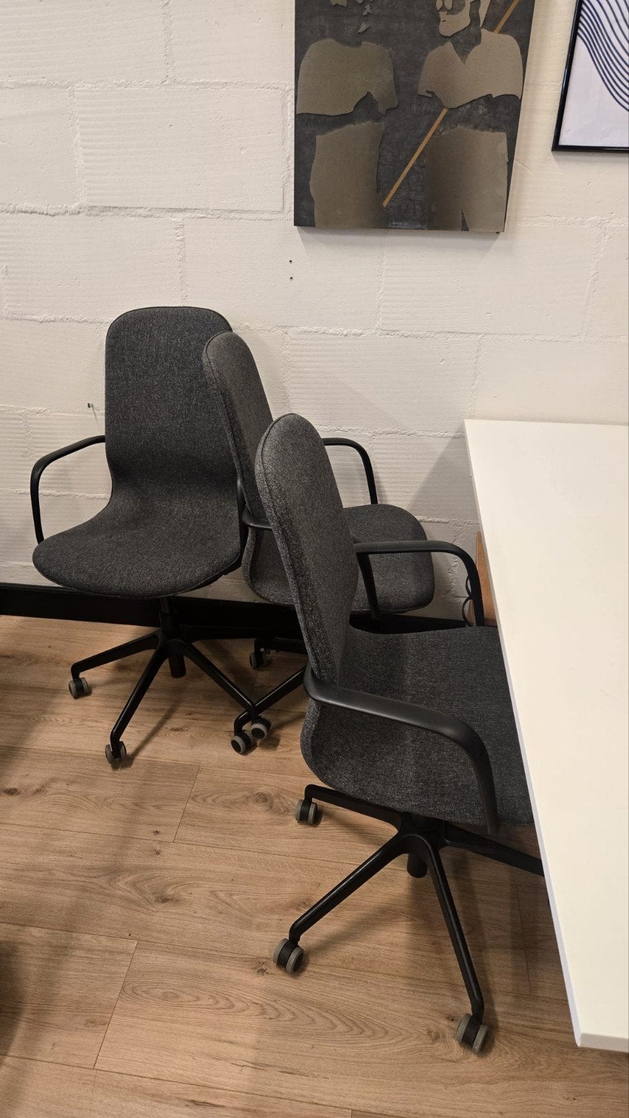 Twee IKEA bureaustoelen - zo goed als nieuw, Ophalen, Zo goed als nieuw, Grijs, Bureaustoel