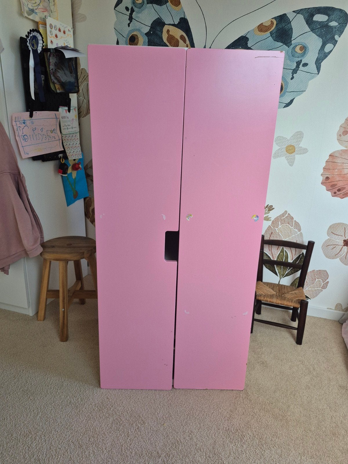 IKEA Småstad Kast - Roze met Gebruikssporen, Ophalen, Overige materialen, Met deur(en), Gebruikt