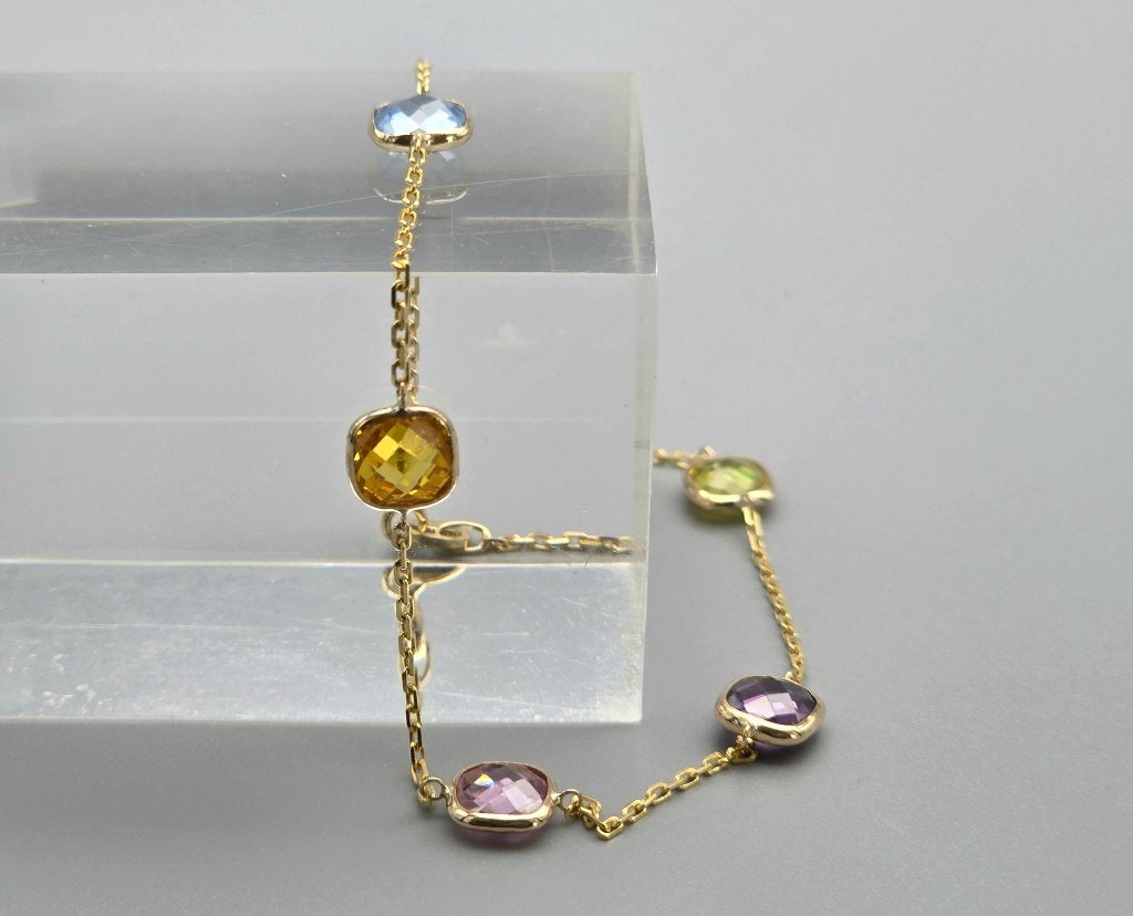 Gouden armband met edelstenen. Nr: 37, Sieraden, Tassen en Uiterlijk, Overige kleuren, Ophalen of Verzenden, Zo goed als nieuw