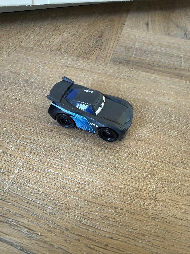 Heel goed Disney Pixar Cars 3 Mattel auto Jackson Storm #20, Ophalen of Verzenden, Zo goed als nieuw