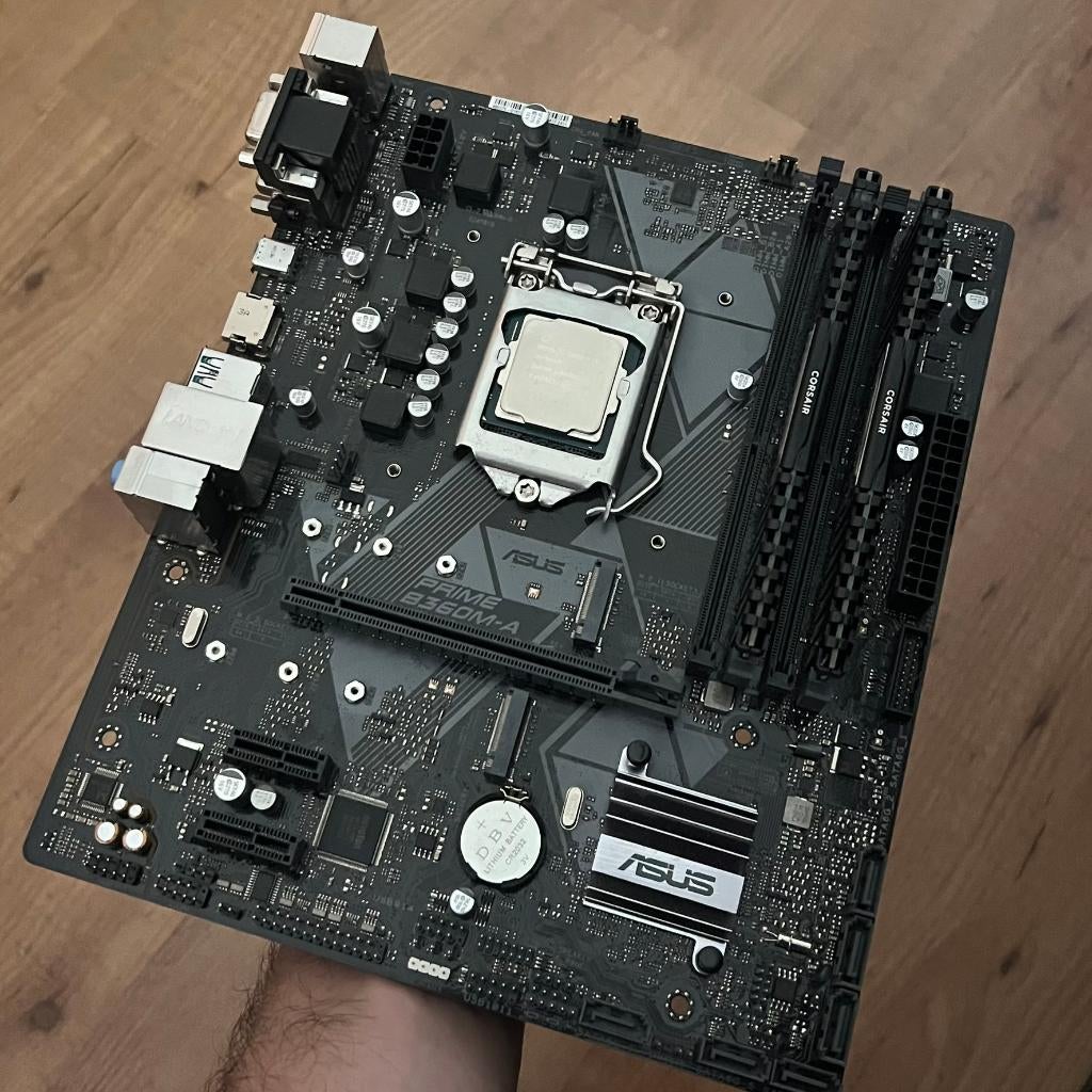 Moederbord met 16 Gb DDR4 ram en Intel i5 9400f, Computers en Software, Moederborden, Gebruikt, LGA 1151, DDR4, Ophalen of Verzenden