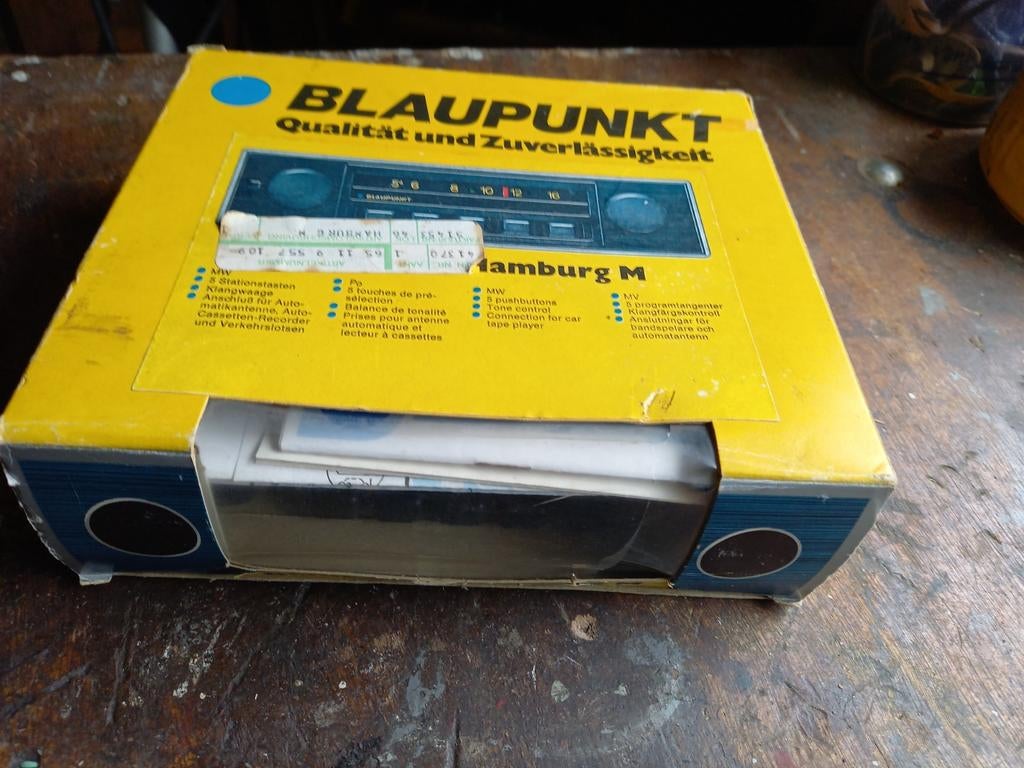 Oldtimer Autoradio BLAUPUNKT HAMBURG Nieuw in doos 1977, Auto diversen, Autoradio's, Ophalen of Verzenden, Nieuw