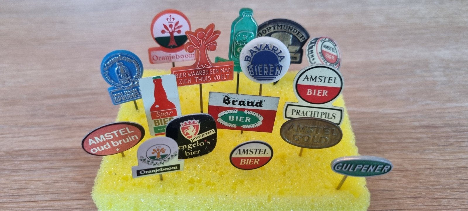 Bier brouwerij reclame speldjes bordjes pins antiek, Ophalen of Verzenden, Reclamebord