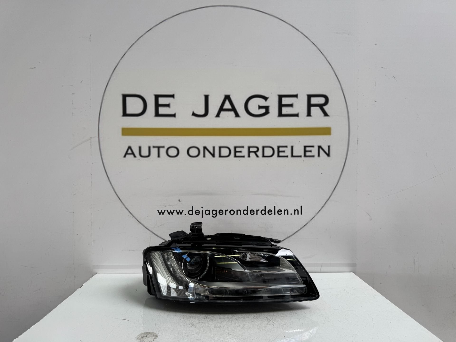 AUDI A5 S5 XENON LED KOPLAMP RECHTS 8T0941004AK, Gebruikt, AUDI AG, Auto-Union-Strasse 1
85045  Ingolstadt, DE, Kundenbetreuung@audi.de
