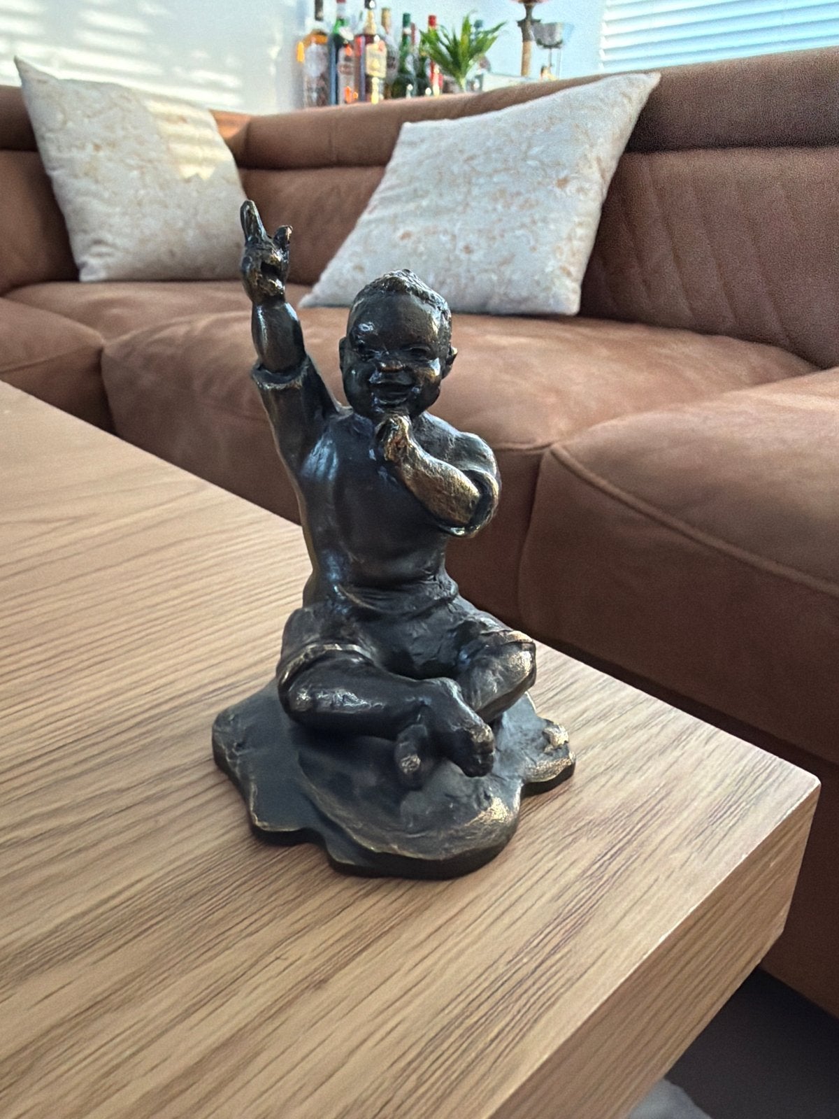 Bronzen beeldje van zittende Boeddha-achtige figuur, Overige onderwerpen, Minder dan 20 cm, Ophalen of Verzenden, Beeld