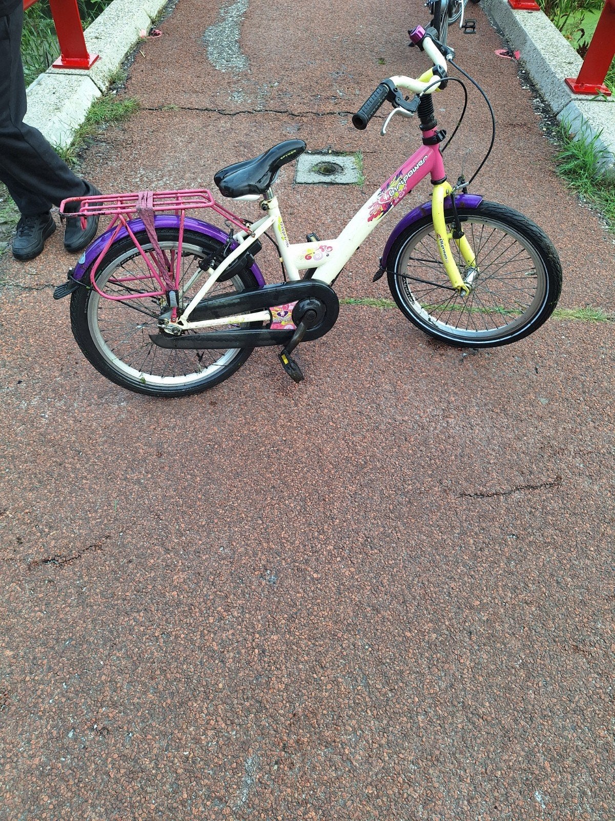 roze kinderfiets, Terugtraprem, Gebruikt, Ophalen of Verzenden, Handrem
