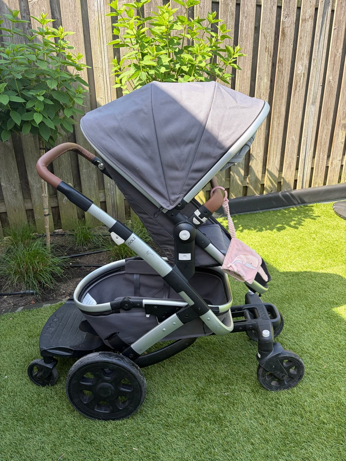 Joolz Geo 2 kinderwagen Gorgeous Grey + accessoires, Zo goed als nieuw, Met reiswieg, Ophalen, Kinderwagen