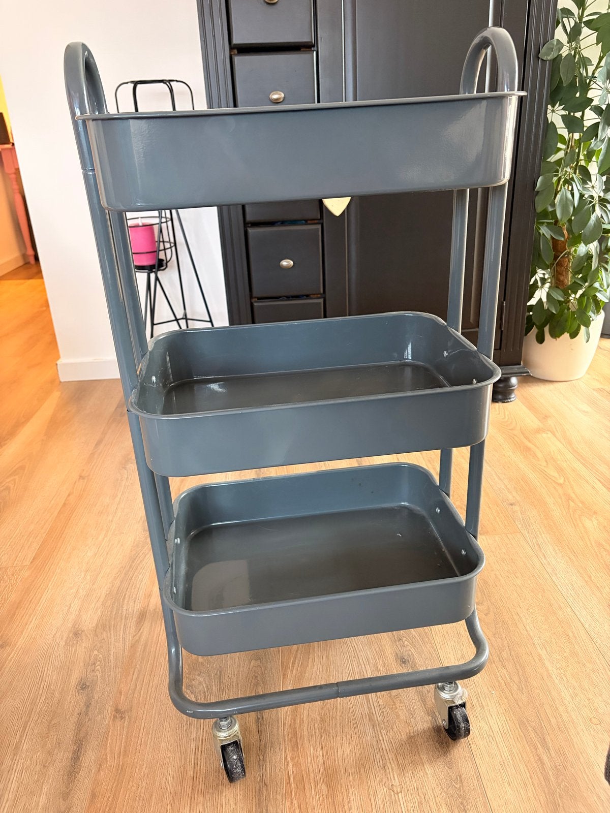 Grijze IKEA RÅSKOG roltafel / trolley, Huis en Inrichting, Ophalen, Zo goed als nieuw
