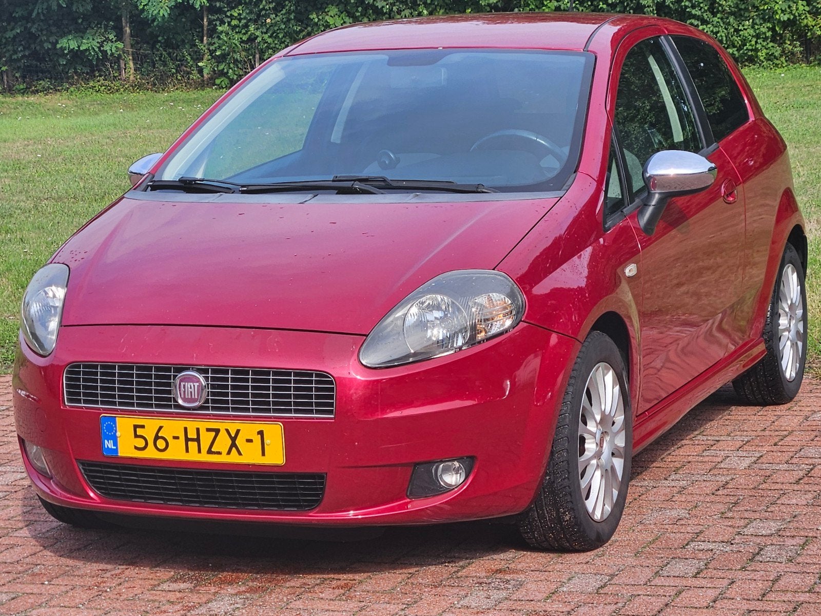 Fiat Punto 1.4 3DR 2009 Rood AIRCO IJSKOUD|NIEUWE APK!!!, Auto's, Voorwielaandrijving, Stof, 40 €/maand, Zwart