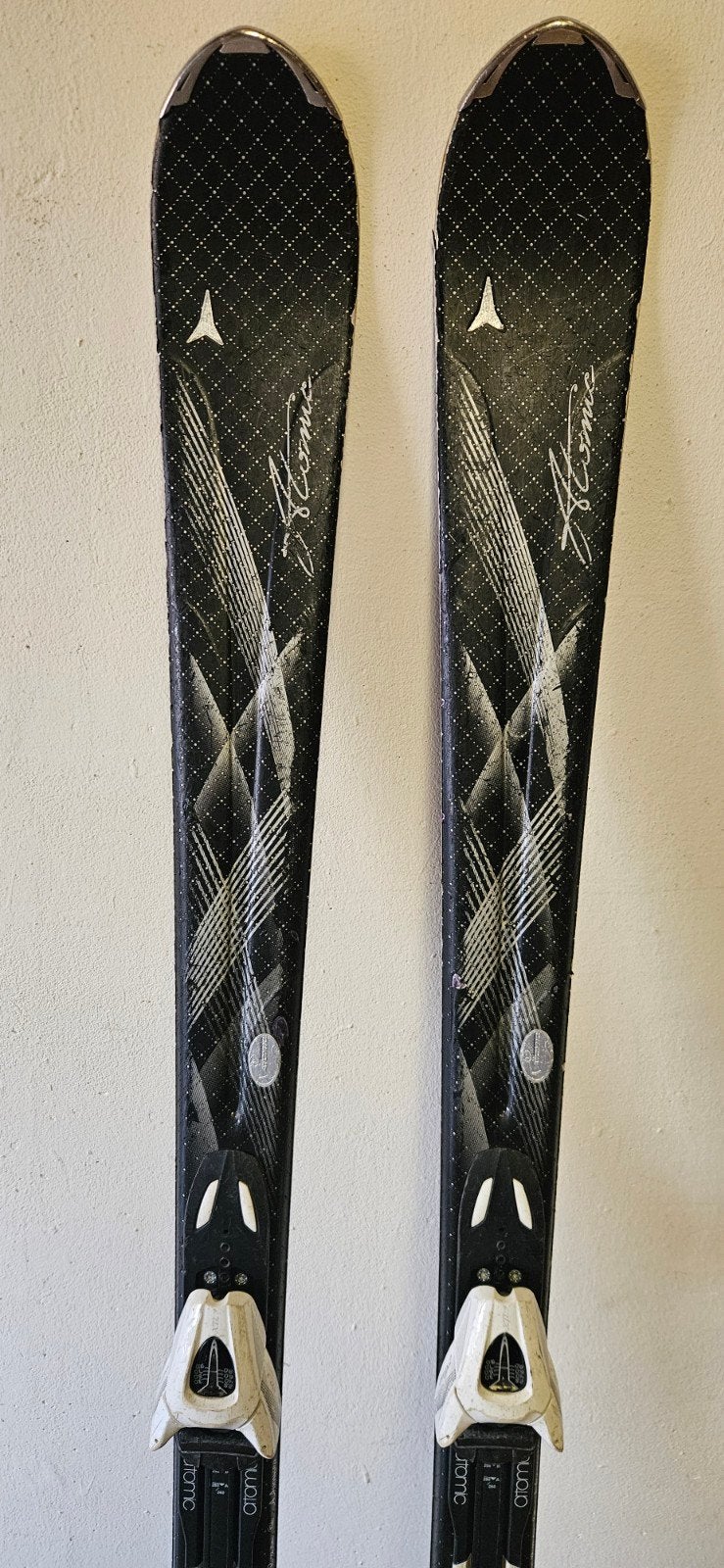 Premium ski topstaat Atomic Cloud 9 Black 165 cm Dames (47), 160 tot 180 cm, Ophalen of Verzenden, Zo goed als nieuw, Carve