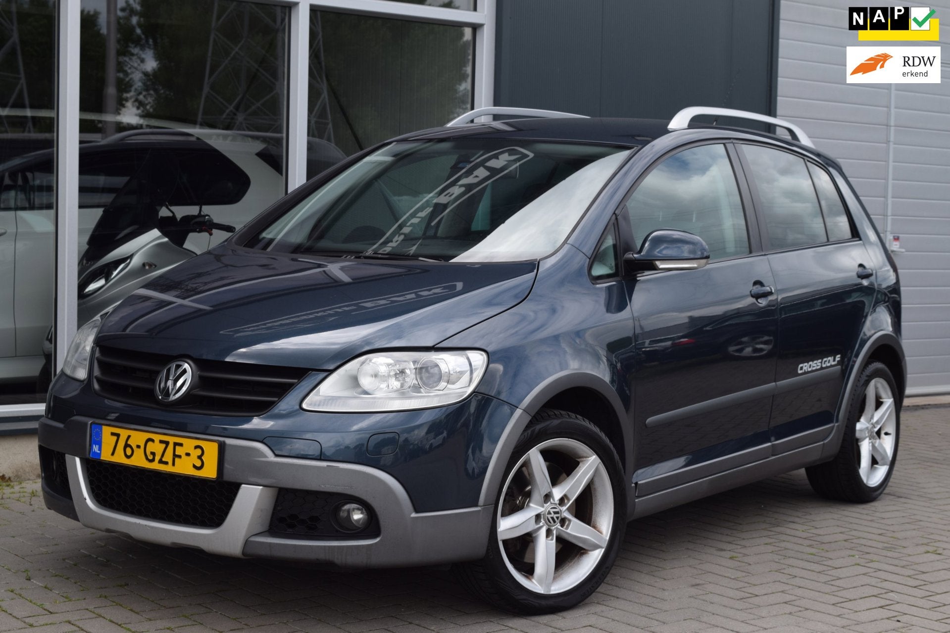 Volkswagen Golf Plus Cross 1.4 TSI Comfortline | Clima | Cru, Auto's, Gebruikt, Zwart, 4 cilinders, Bedrijf
