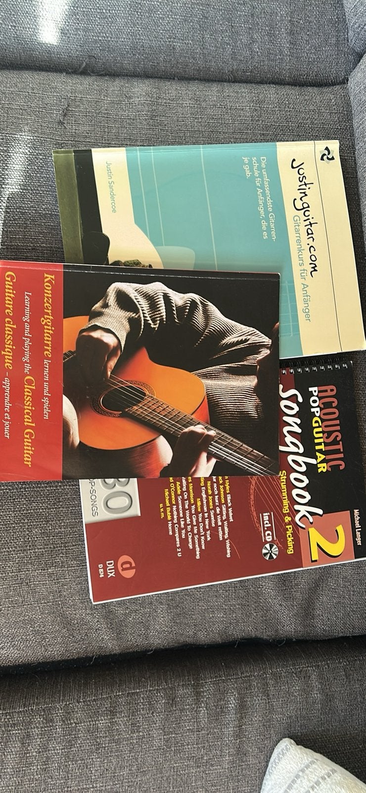 3 gitaarboeken te koop – ideaal voor beginners!