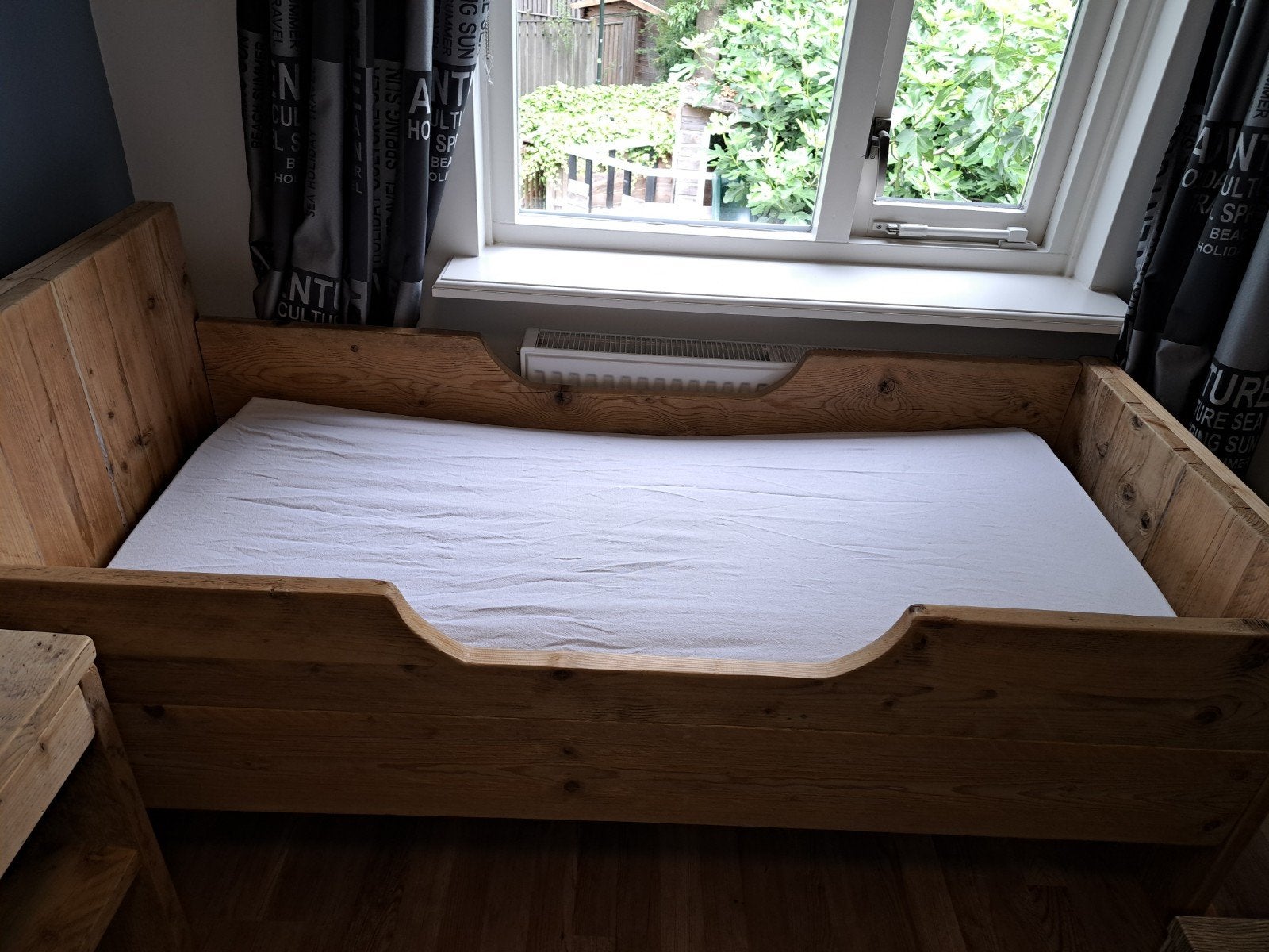 Steigerhouten bed, nachtkastje en dressoir/kommode, Gebruikt, Bruin, Steigerhout, Eenpersoons