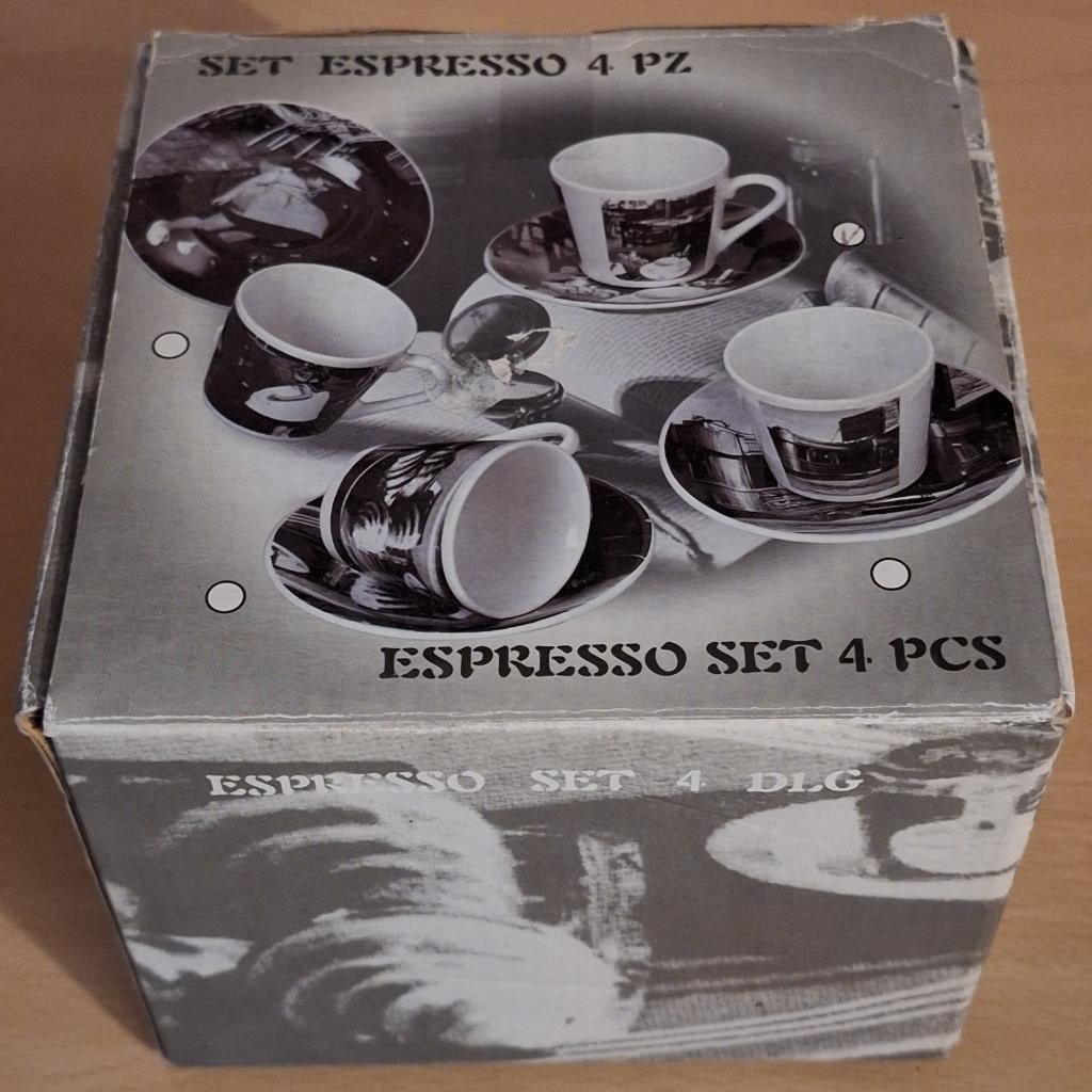 Espresso set 4 delig, Keramiek, Ophalen of Verzenden, Zo goed als nieuw, Overige stijlen