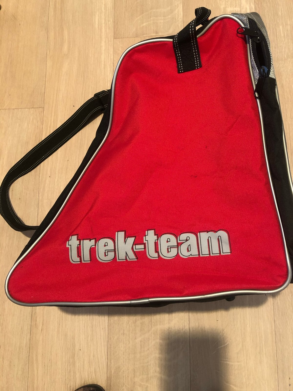 Trek-Team Schaatsentas Rood, Sport en Fitness, Schaatsen, Ophalen of Verzenden, Gebruikt, Overige typen, Overige merken
