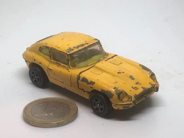 E Type Jaguar 2+2 Geel, Corgi Juniors, Ophalen of Verzenden, Gebruikt, Auto