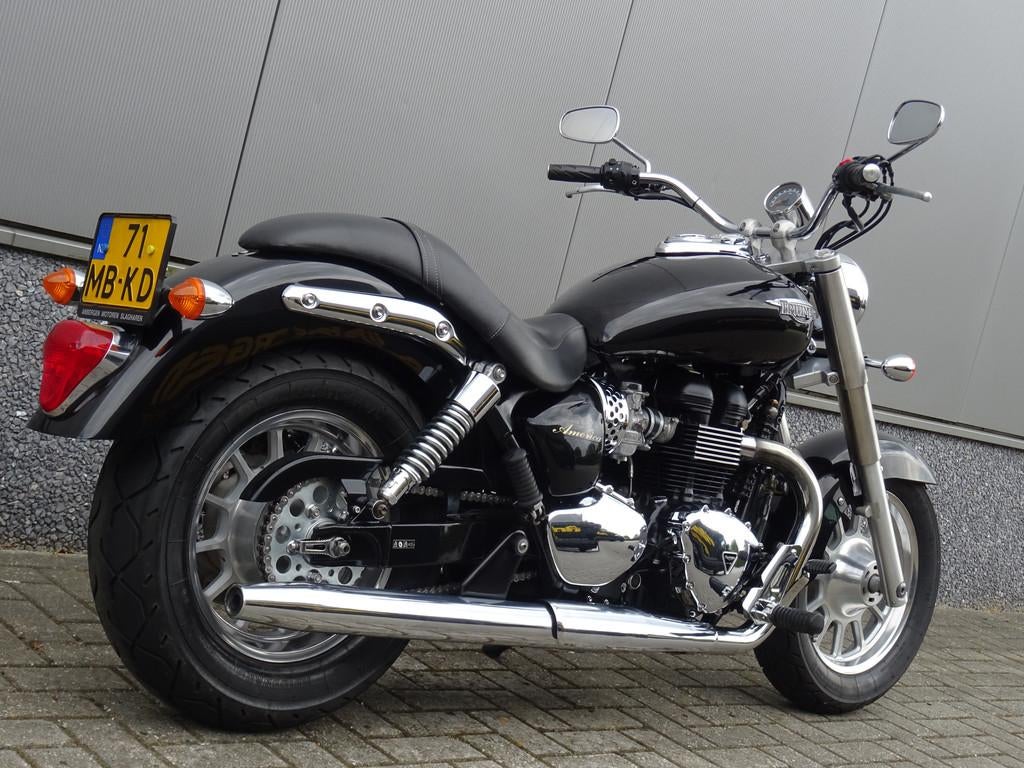 Triumph BONNEVILLE AMERICA (bj 2012), Chopper, Bedrijf, 865 cc
