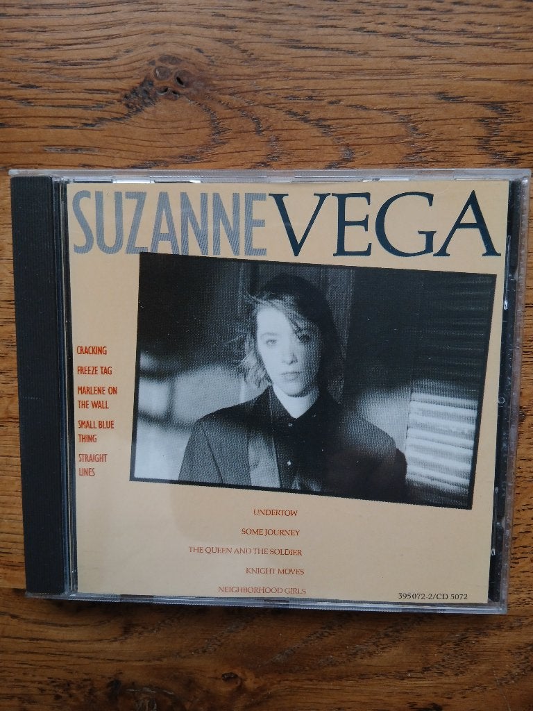 CD Suzanne Vega : Suzanne Vega, Ophalen