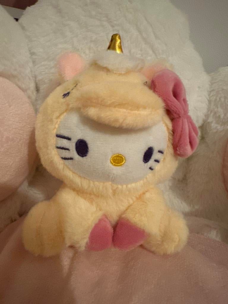 3 knuffeltjes hello kitty, Ophalen of Verzenden, Zo goed als nieuw, Overige typen