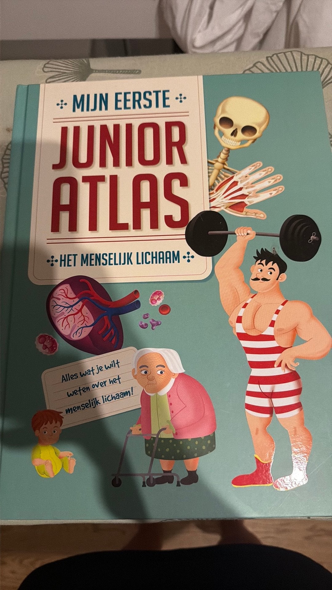 Mijn eerste Junior Atlas, Boeken, Ophalen of Verzenden, Zo goed als nieuw