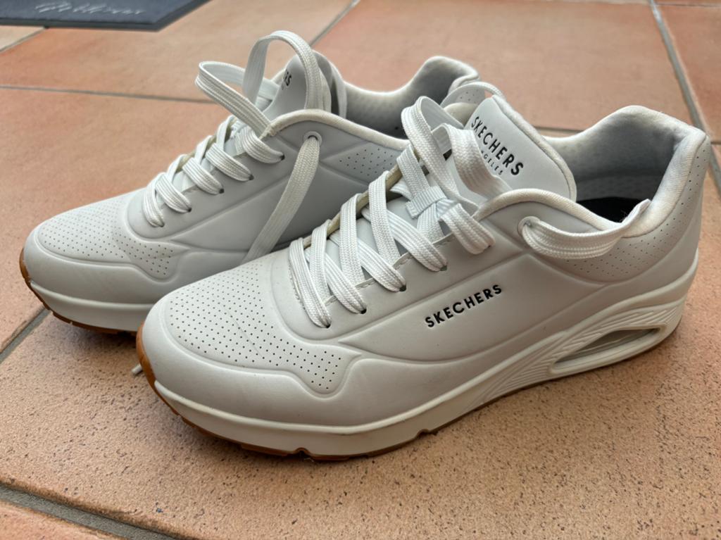 Skechers Uno Stand on Air Sneakers Maat 41 Wit, Wit, Ophalen of Verzenden, Sneakers of Gympen, Zo goed als nieuw