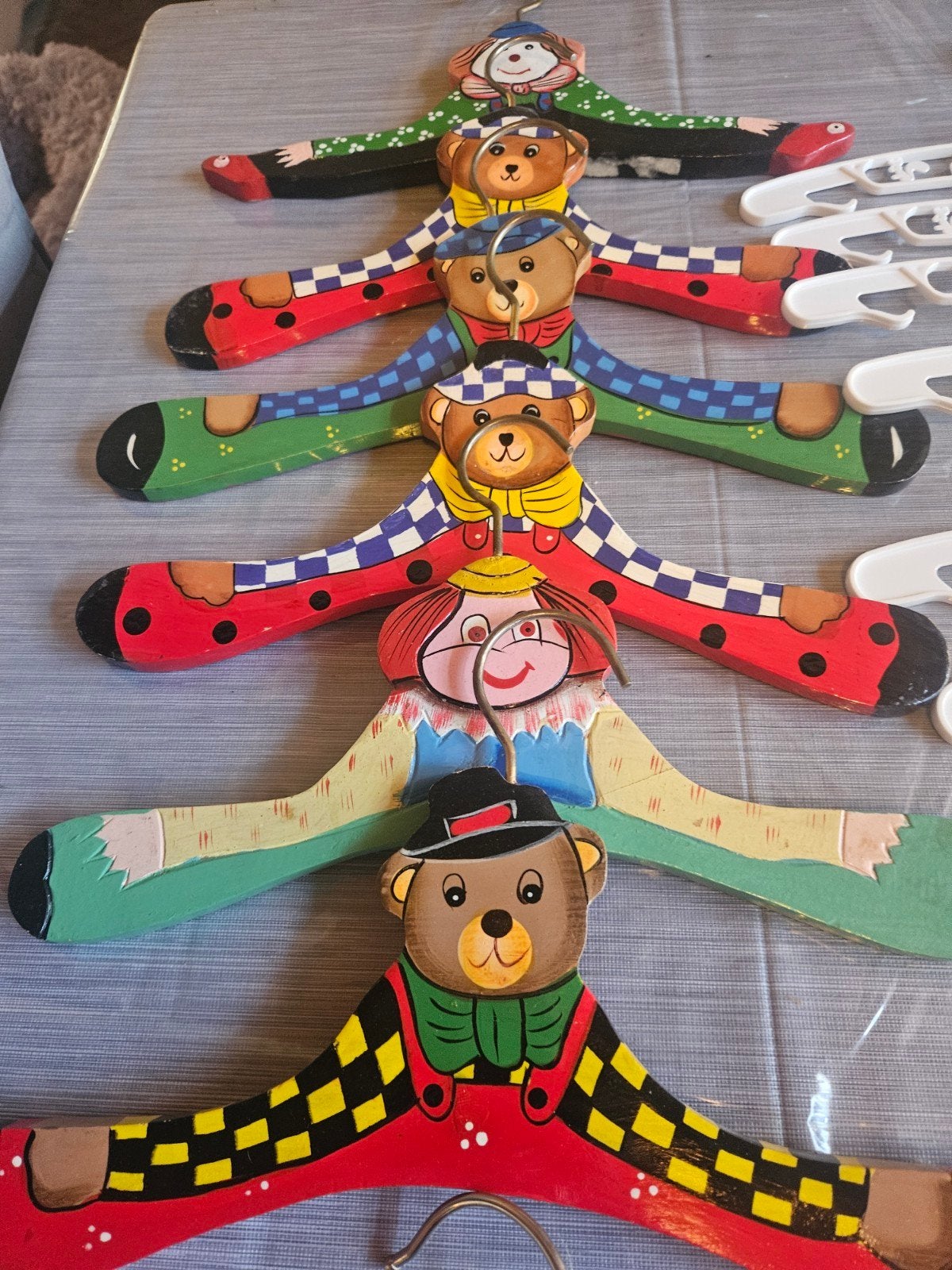 Leuke set van 16 kledinghangers voor kinderen, Ophalen of Verzenden, Gebruikt