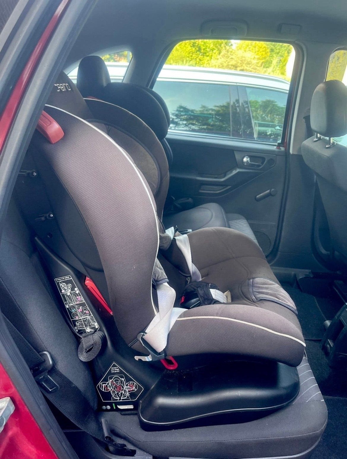 Cabino Protector Autostoel - Groep II (15-25kg), Autogordel of Isofix, Gebruikt, Slaapstand, Ophalen
