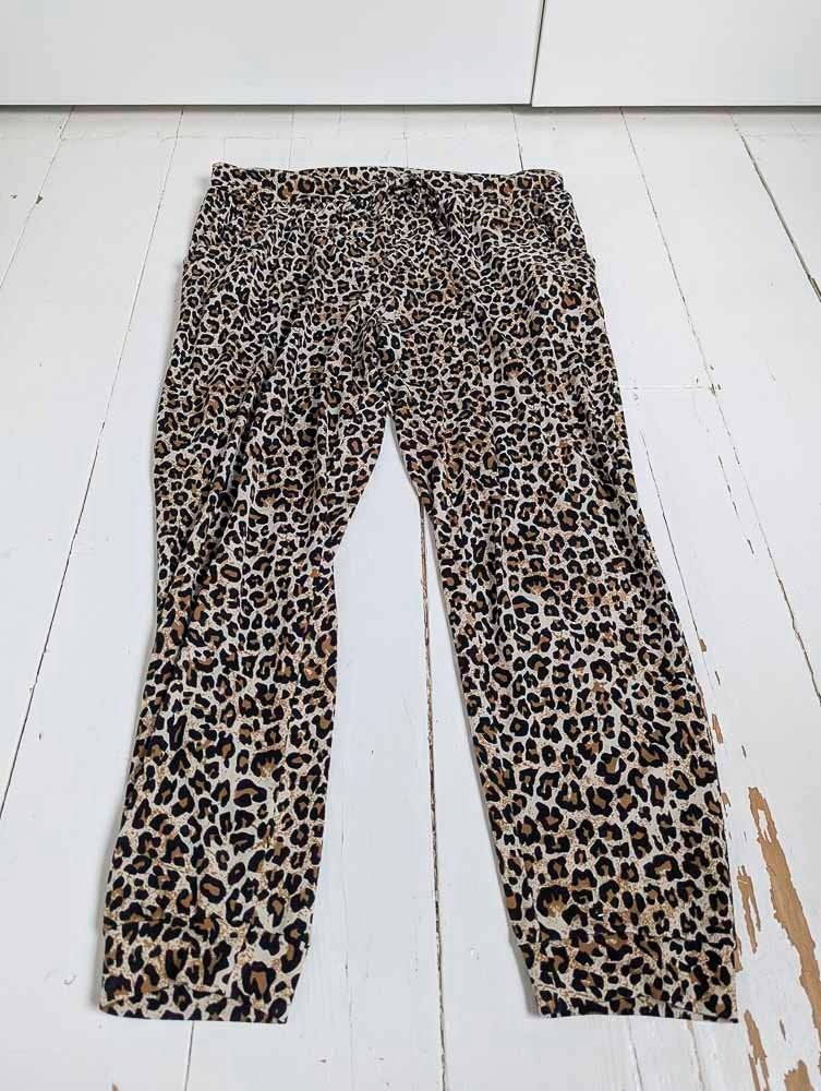 Broek met panterprint van Casual Ladies, Bruin, Ophalen of Verzenden, Lang, Gedragen