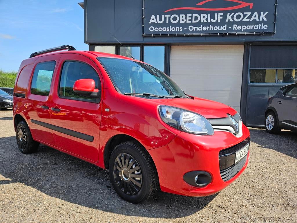 Renault Kangoo 1.5 dci Rapid 2015 81kw, Auto's, Voorwielaandrijving, Euro 5, Stof, 1498 cc