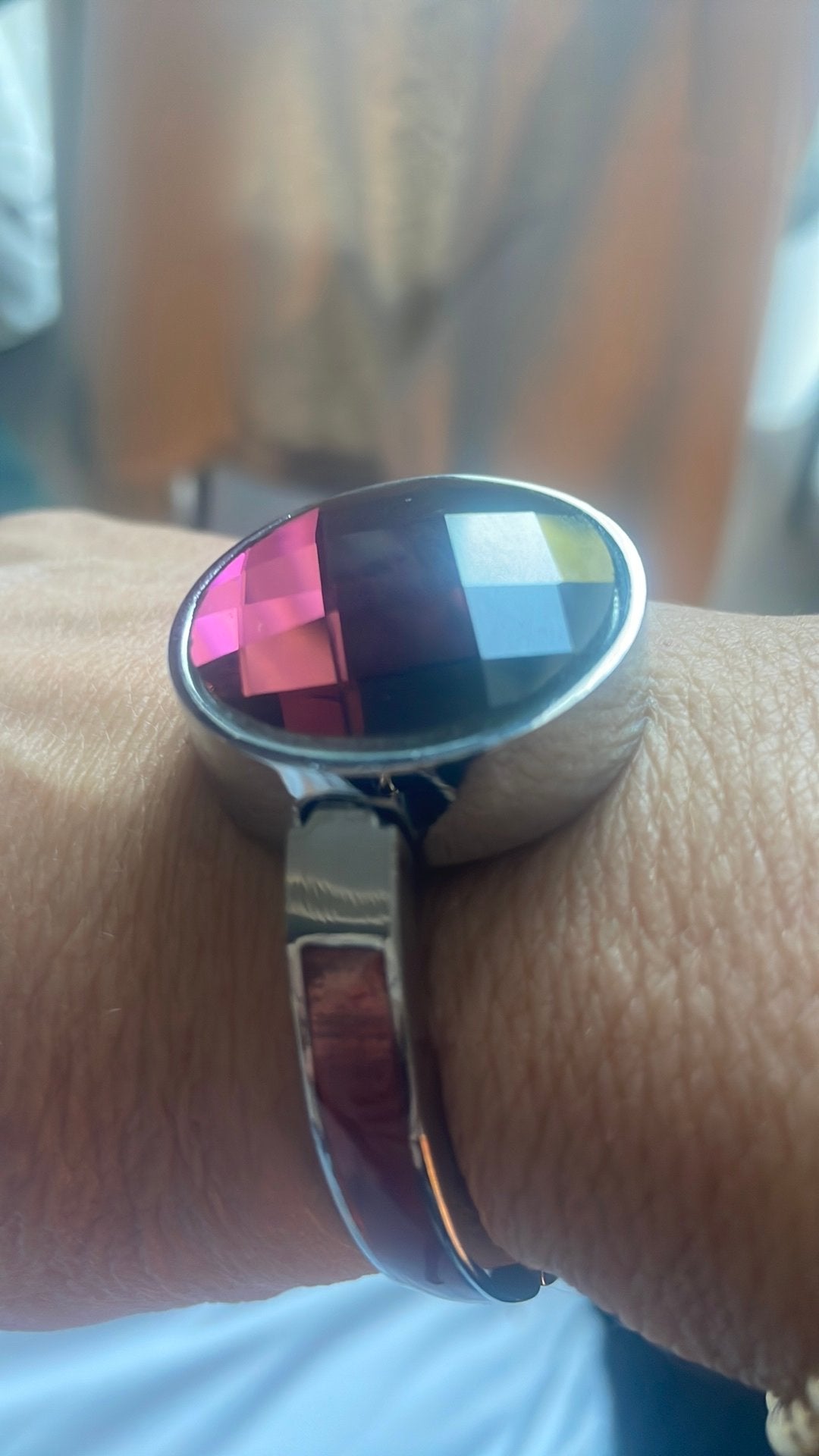 Prachtige armband en tassenhaak met paarse steen, Ophalen of Verzenden, Zo goed als nieuw, Paars, Overige typen