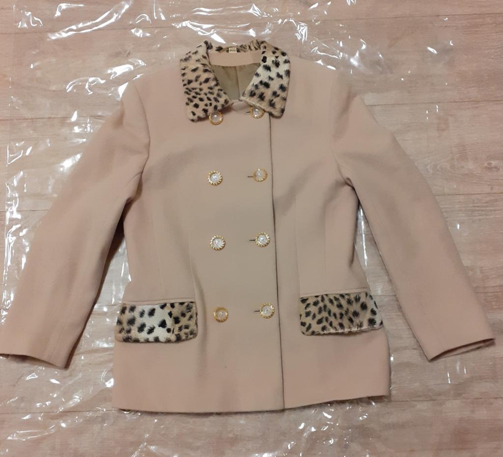 beige jasje maat 38,40  blazers ,shawls ea kleur, Beige, Ophalen of Verzenden, Gedragen, Maat 38/40 (M)