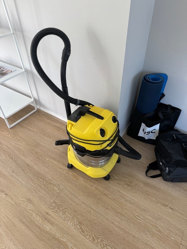 Karcher WD4, Ophalen, Kärcher, Zo goed als nieuw, Industriële stofzuiger