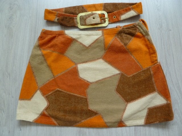 Kort rokje. Bruin-beige-terra tinten. (Kleine maat.), Overige kleuren, Ophalen of Verzenden, Maat 34 (XS) of kleiner, Gedragen