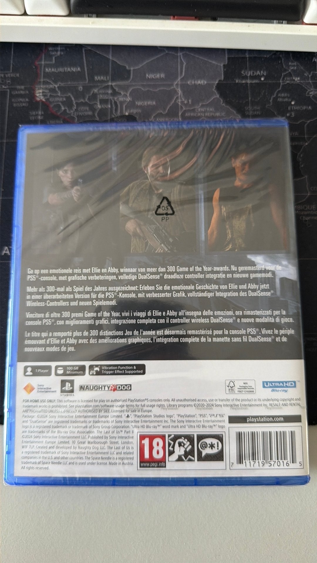 Foto 2 van Last of us part 2 remasterd sealed