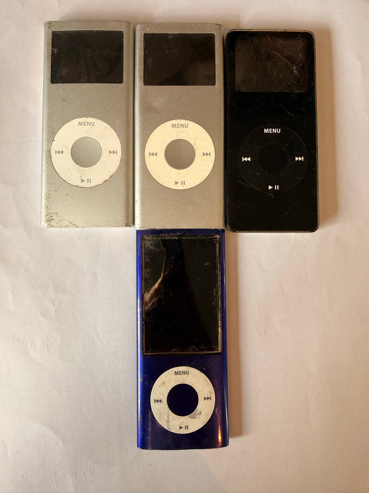 iPod Nano 1e, 2e en 5e generatie - Scherm defect, Niet werkend, Nano, Zilver, Minder dan 2 GB