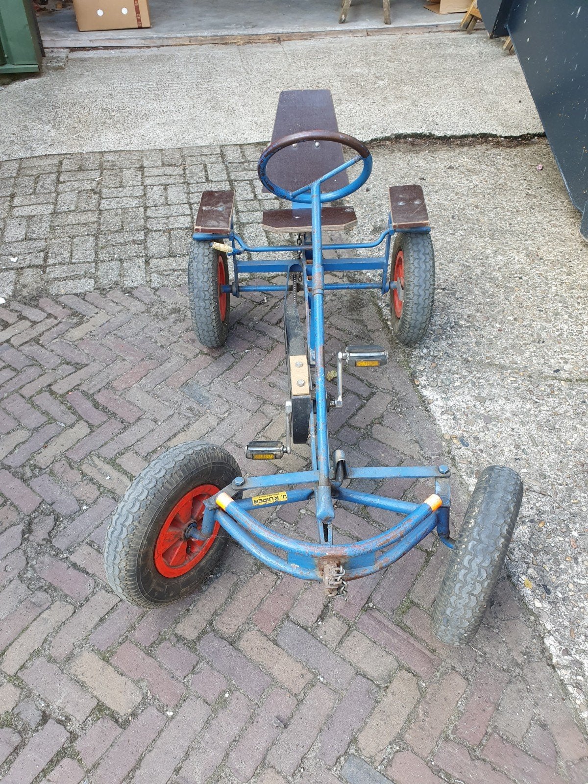 Mammoet skelter met oldtimer opbouw, Ophalen, Gebruikt, Mammoet