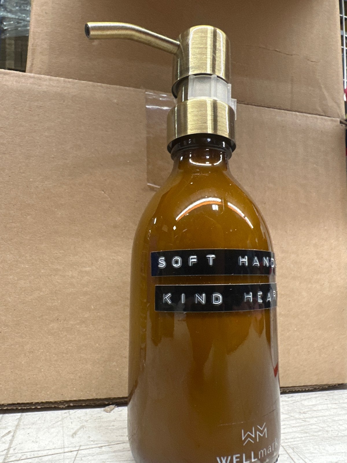 6x Bruine glazen zeepdispenser met gouden pomp, Nieuw, Ophalen of Verzenden, Modern, Nvt