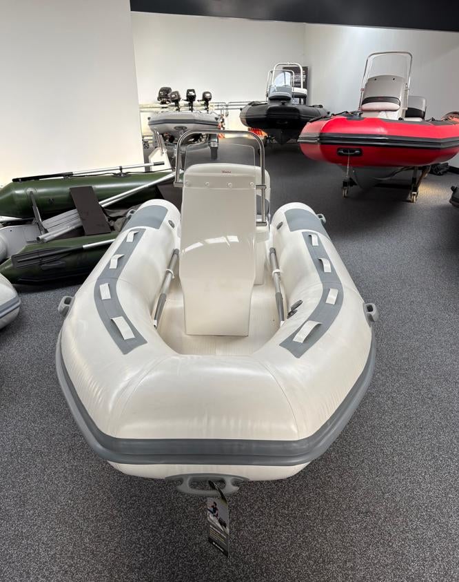 Adventure V-345 Showroommodel, Watersport en Boten, Rubberboten, Nieuw, Benzine, Minder dan 70 pk, Overige materialen