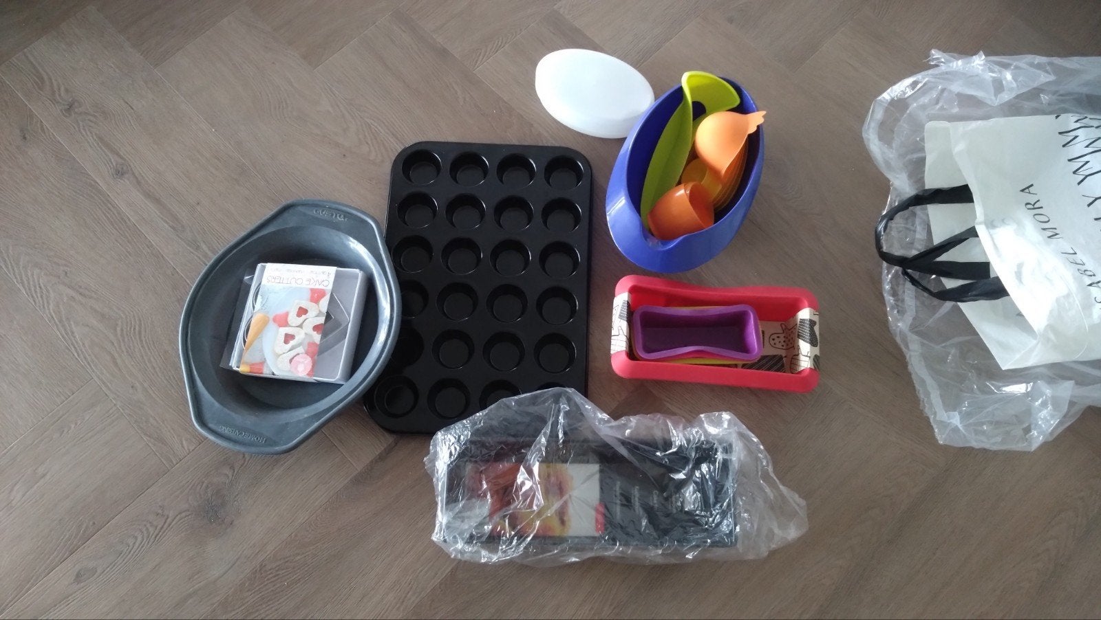 Bakvormen gratis, Ophalen, Nieuw