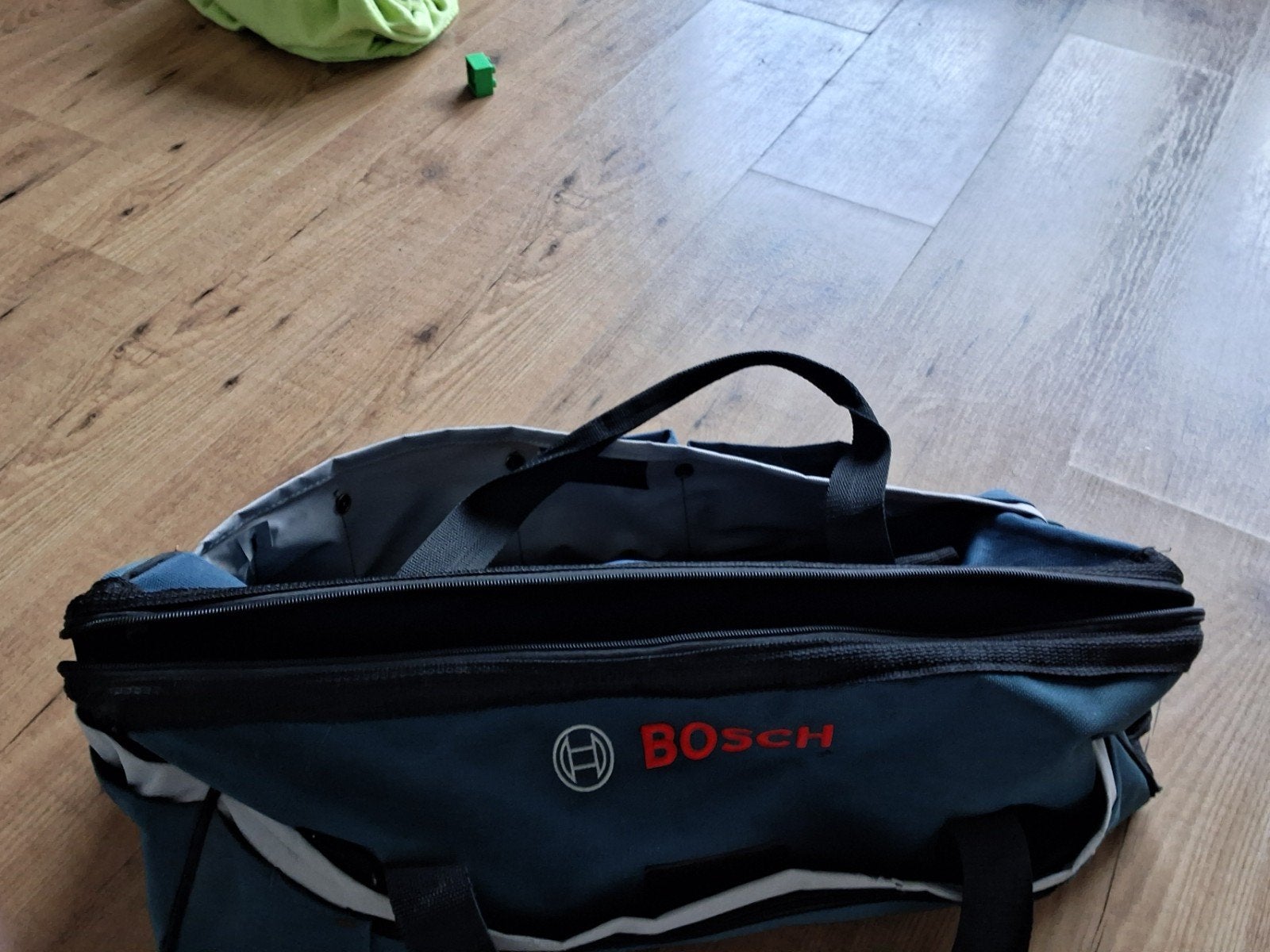 Bosch handgereedschaptas, Ophalen, Zo goed als nieuw