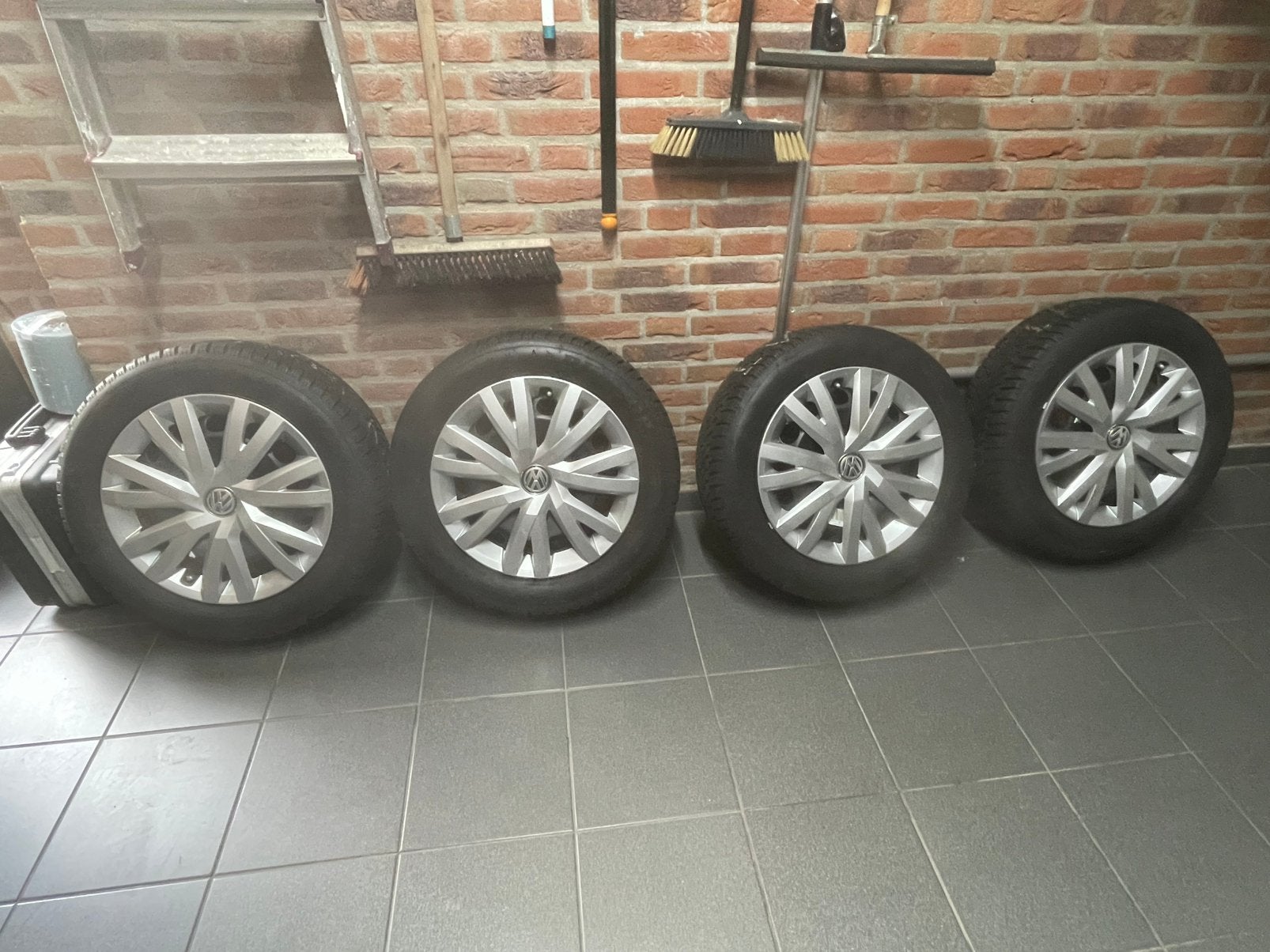 5x112 VW Golf / Audi winterset izgst, Ophalen, Zo goed als nieuw