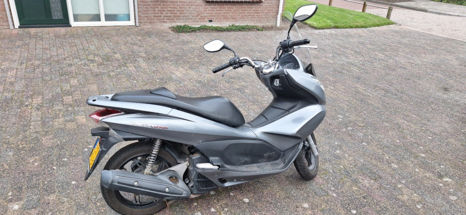 Honda PCX150 uit 2013 - Nette staat, nieuwe banden, Ophalen, Gebruikt